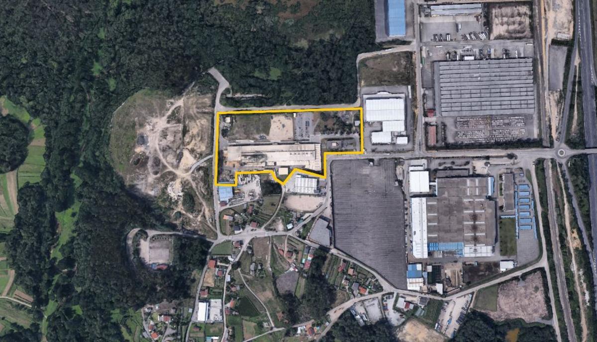 Vista aérea del perímetro de las antiguas instalaciones de Madera Fiber.