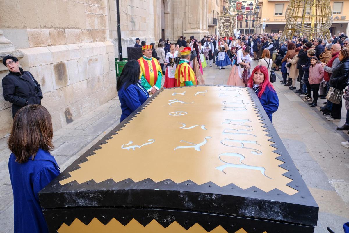 Así ha sido la procesión de la Festividad de la Venida de la Virgen en Elche