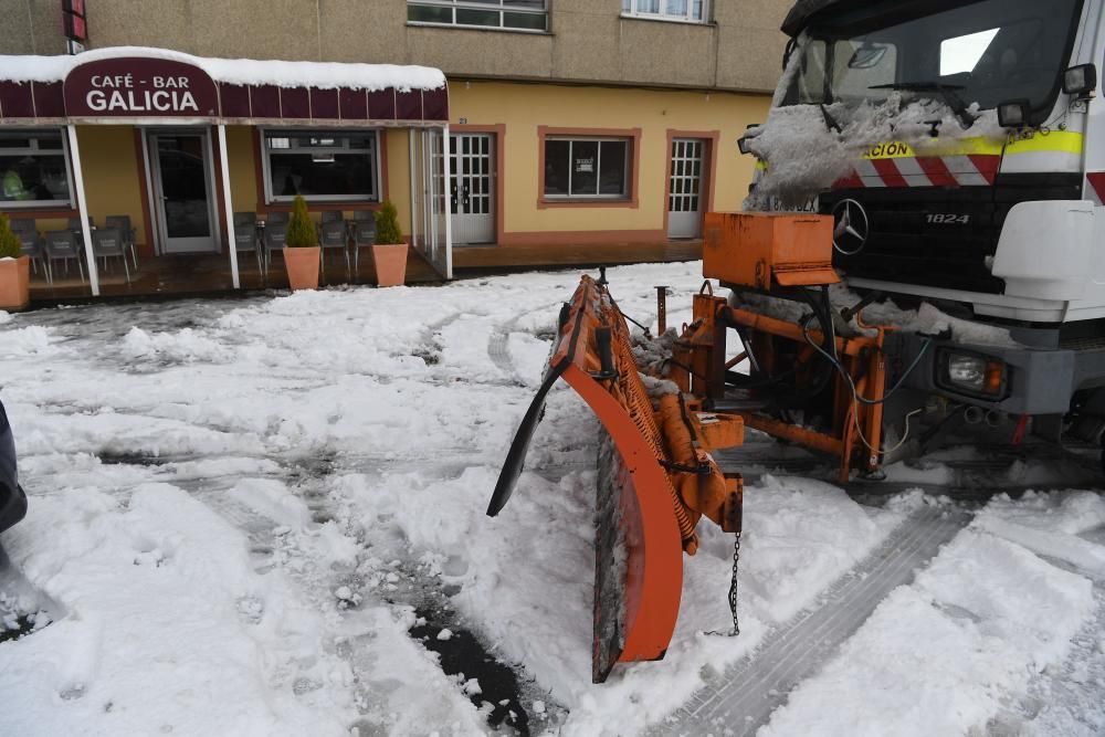 La nieve llega a la montaña de A Coruña