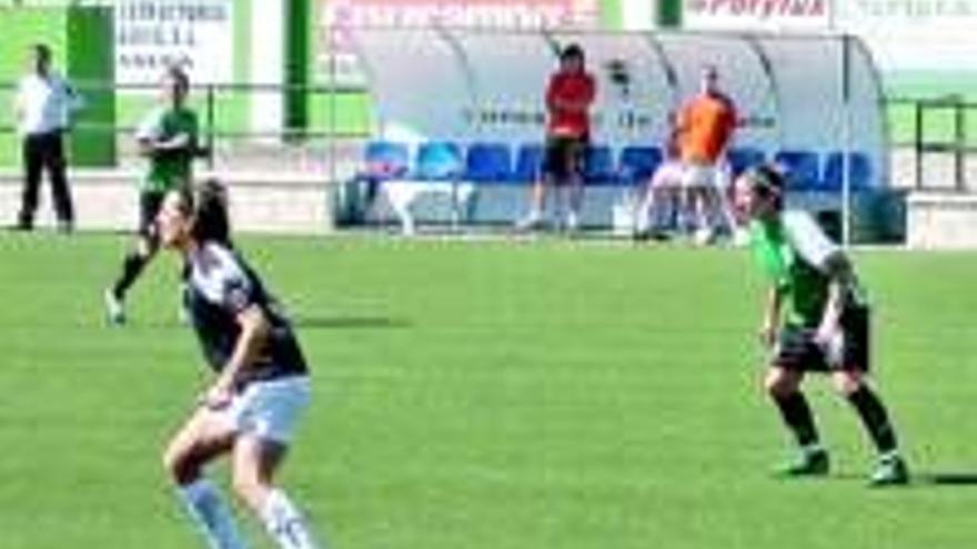 El equipo femenino y el juvenil se complican la permanencia