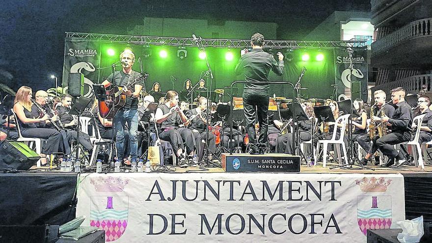 Vídeo | Detienen un concierto en Moncofa por silbar la mítica canción valenciana ‘Tio Canya’: “Si no te gusta, te vas”