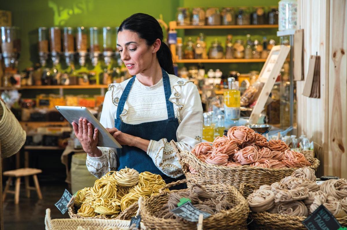 Una trabajadora del pequeño comercio.