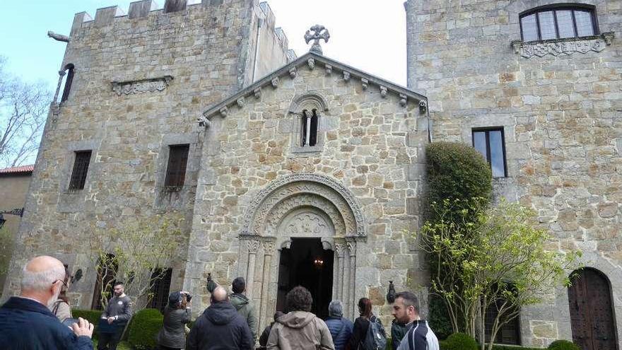 Una de las visitas públicas al pazo de Meirás.