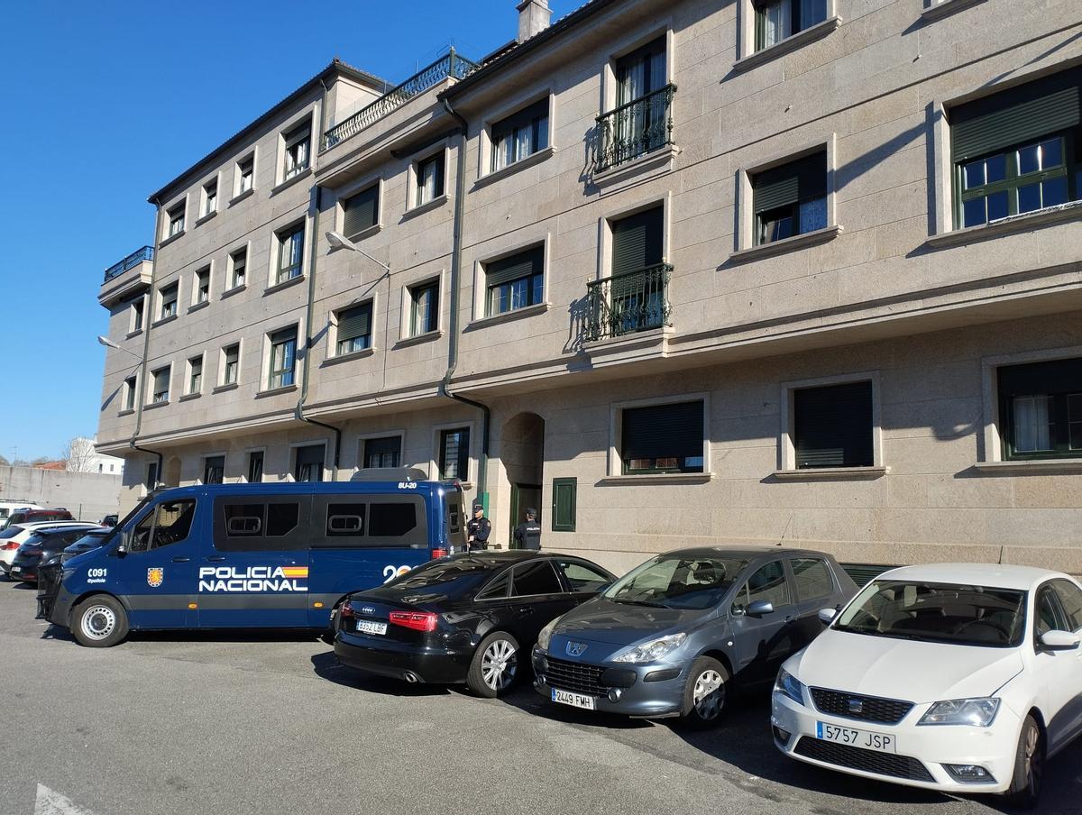 Edificio de Vilagarcía en el que se produjo el registro.