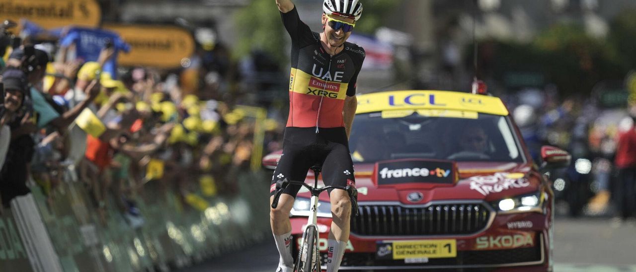 La etapa 15 del Tour de Francia, en imágenes