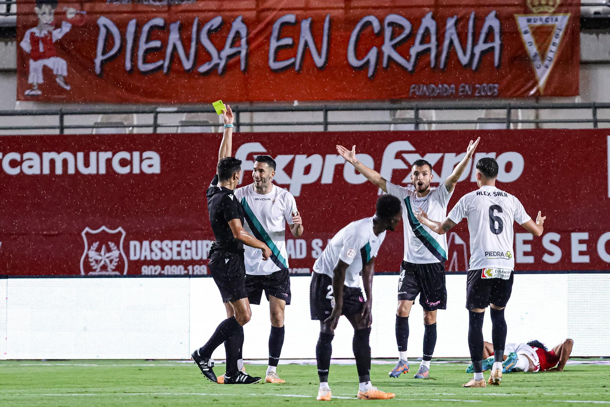 Real Murcia - Córdoba CF : las imágenes del partido en el Enrique Roca