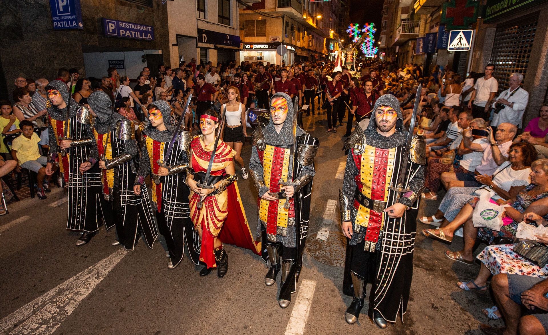 Santa Pola vibra con la entrada Cristiana y Mora