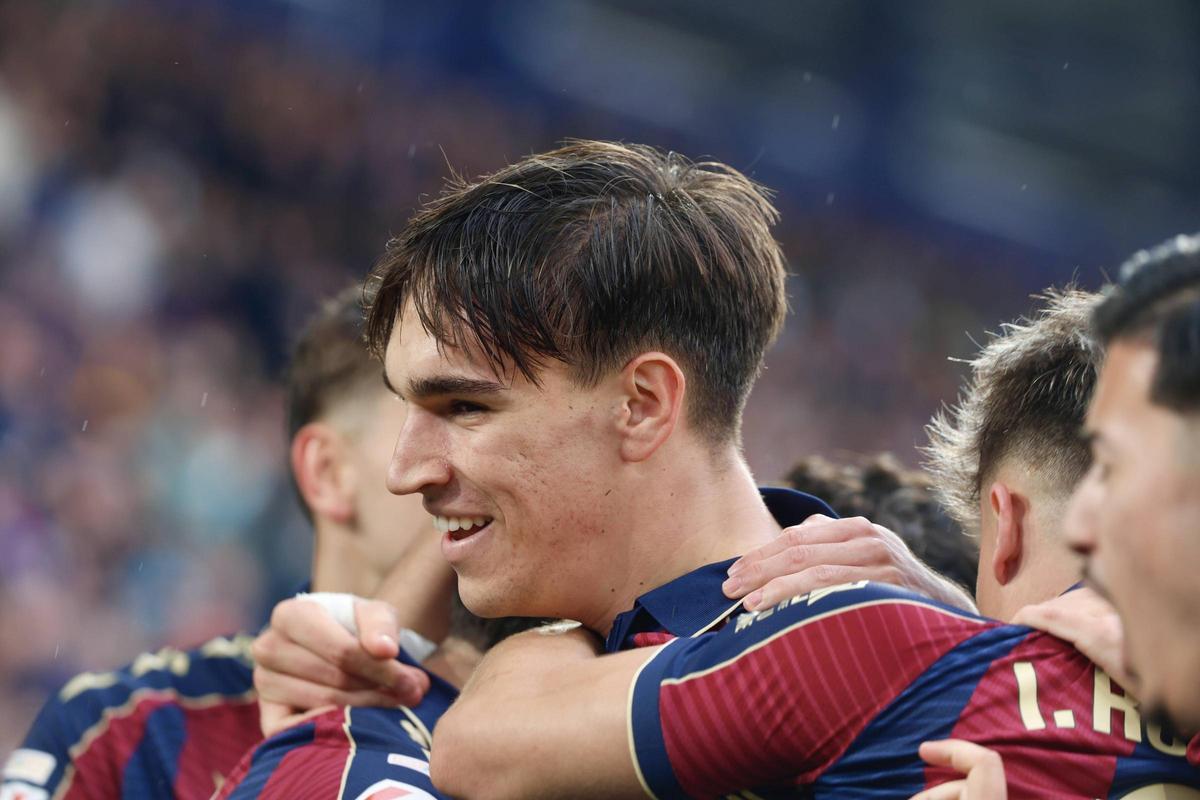 Espí celebra su gol contra el Girona.