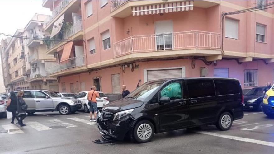 Los dos vehículos implicados en el accidente del miércoles por la tarde en Novelda.