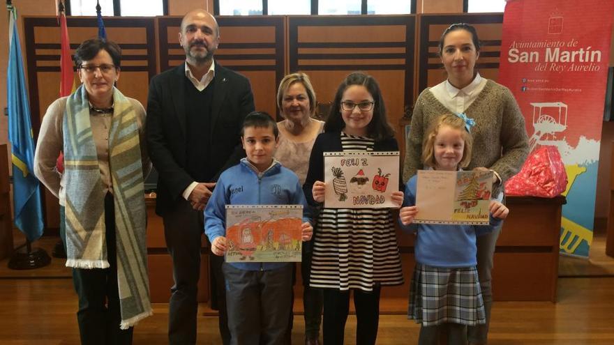 San Martín elige a los ganadores de su concurso de postales navideñas