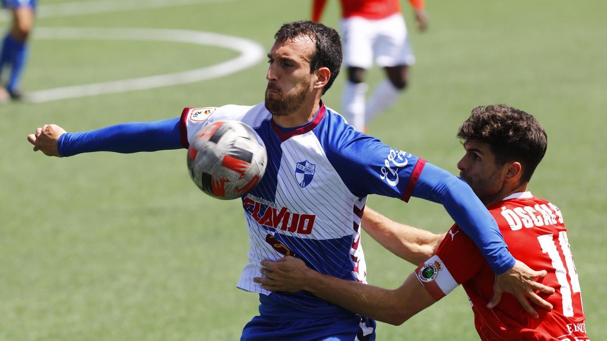 Imagen del partido del Ebro contra el Racing de Santander de la pasada temporada.