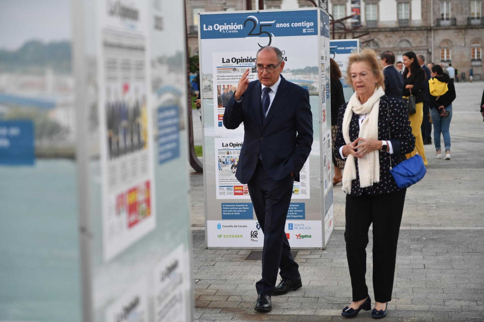 Inauguración de la exposición que conmemora los 25 años de LA OPINIÓN A CORUÑA
