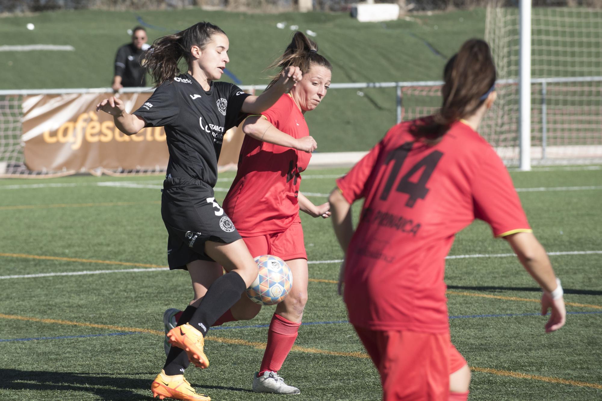 Les millors imatges del duel entre el FC Pirinaica i el FC Pirineus de la Seu d'Urgell