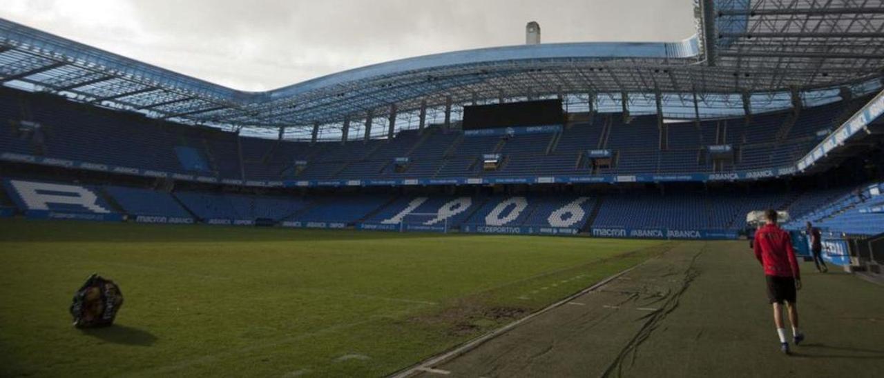 Vista interior del estadio de Riazor. |  // CASTELEIRO/ROLLER AGENCIA