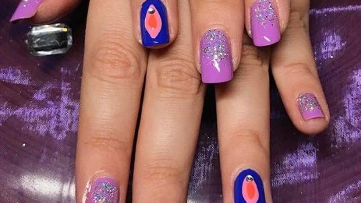 Vagina nails