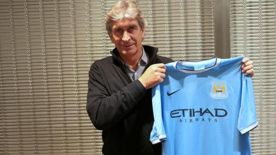 Pellegrini ya posa con la elástica del City