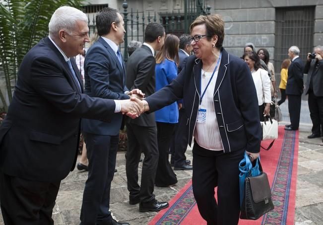 16/05/2016.Inauguración del I Encuentro de Parlamentarias Canarias-África.Hanna Birna.Catherine Samba-Panza.Carolina Darias.Maria Teresa Fernandez de la Vega.Barbara Hendricks.Santa Cruz de Tenerife