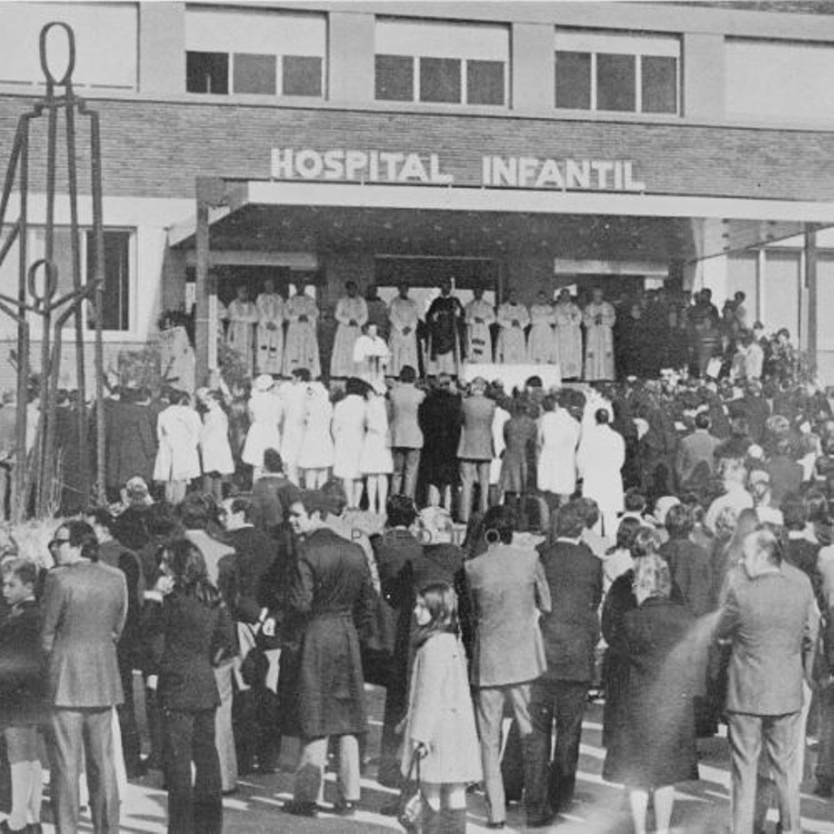 Inauguración del Hospital de Sant Joan de Déu en Esplugues en 1973