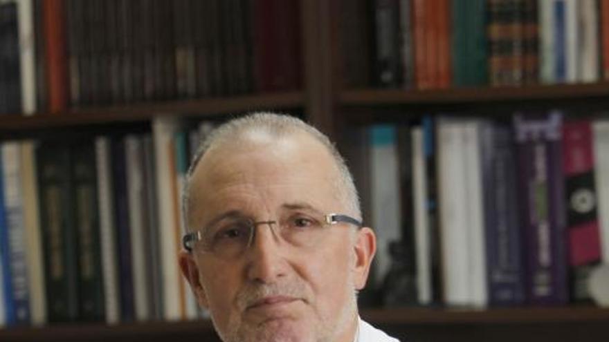 El doctor José Ramón Fernández Lorenzo.