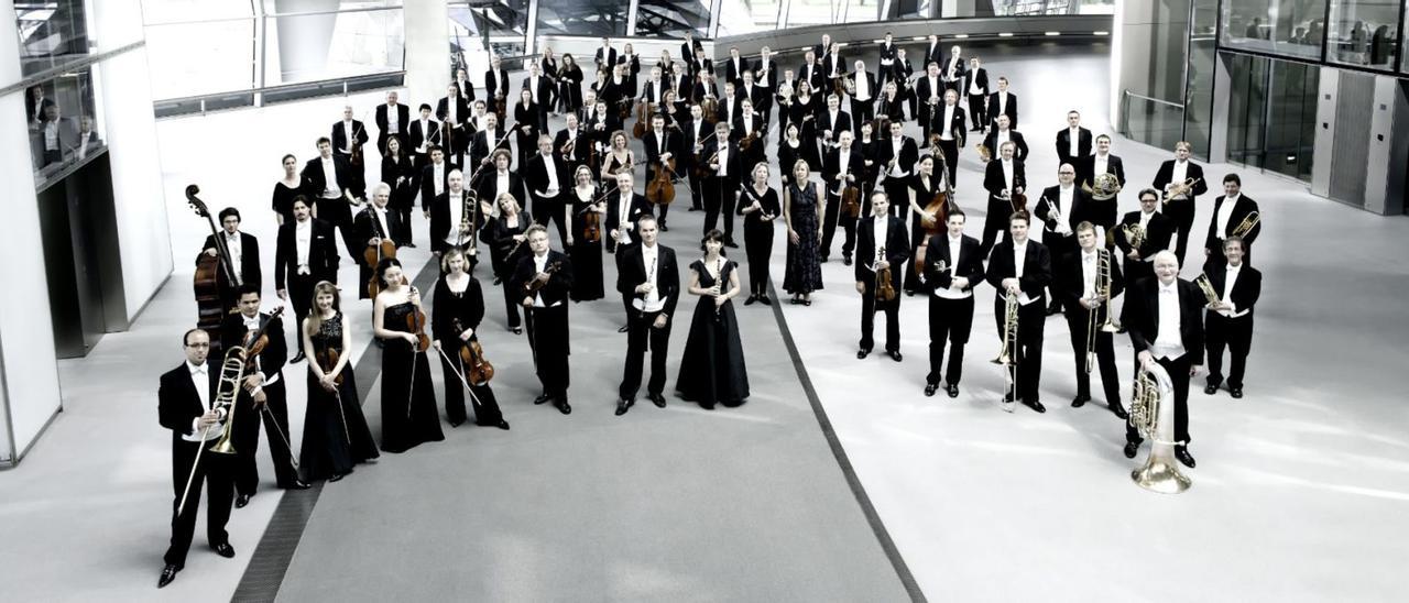 Formación de la Orquesta Sinfónica de Tenerife (OST).