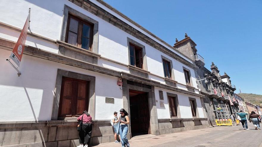 La Laguna eleva a 38.000 euros su apoyo al Centro Asociado de la UNED en Tenerife