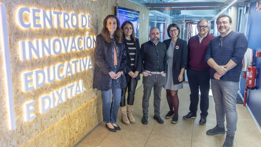 Judith Fernández, izq., Marisa Triñanes, Alfonso Jiménez, Lorena Barbeito, Ángel Rodríguez y Fernando de Castro, en el CIEDix | J. P. | | J.P.