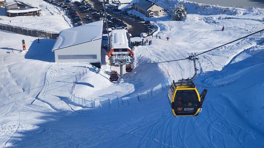La Mesa de la Nieve se convierte en asociación para "defender el futuro" de Valgrande-Pajares y Fuentes de Invierno