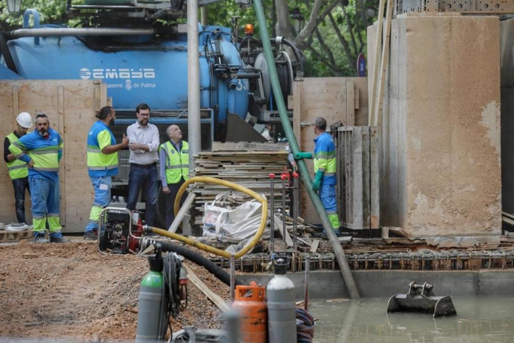 La rotura de una tubería deja sin agua las barriadas de El Fortí, el Terreno y Son Armadans