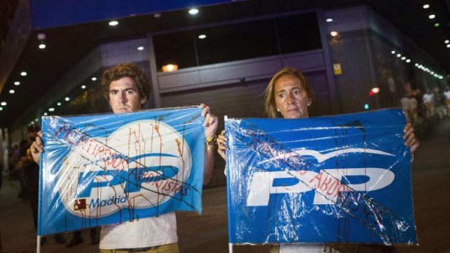 Manifestaciones ante la sede del PP