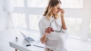 ¿Cómo afecta el embarazo a la salud visual?
