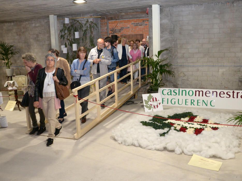 El Casino Menestral obre amb la Mostra Floral