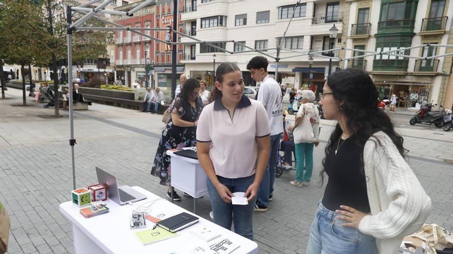 La Feria de Ciencia de MediaLab se apodera del Parchís