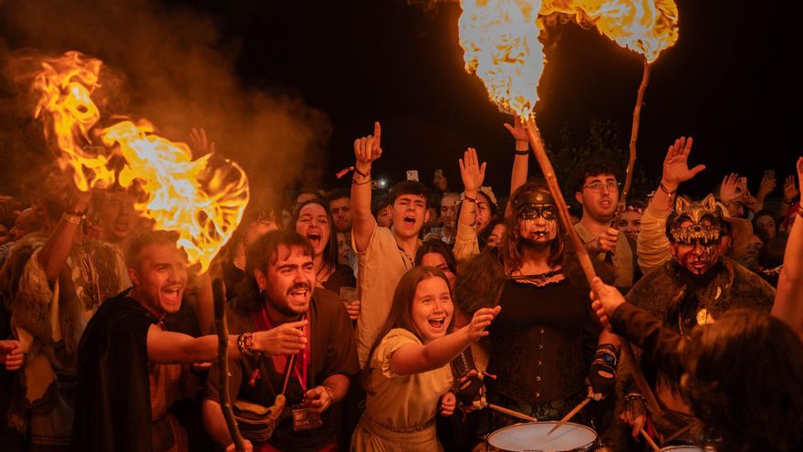 Lume e diversión en Vimianzo nun animado Asalto ao Castelo