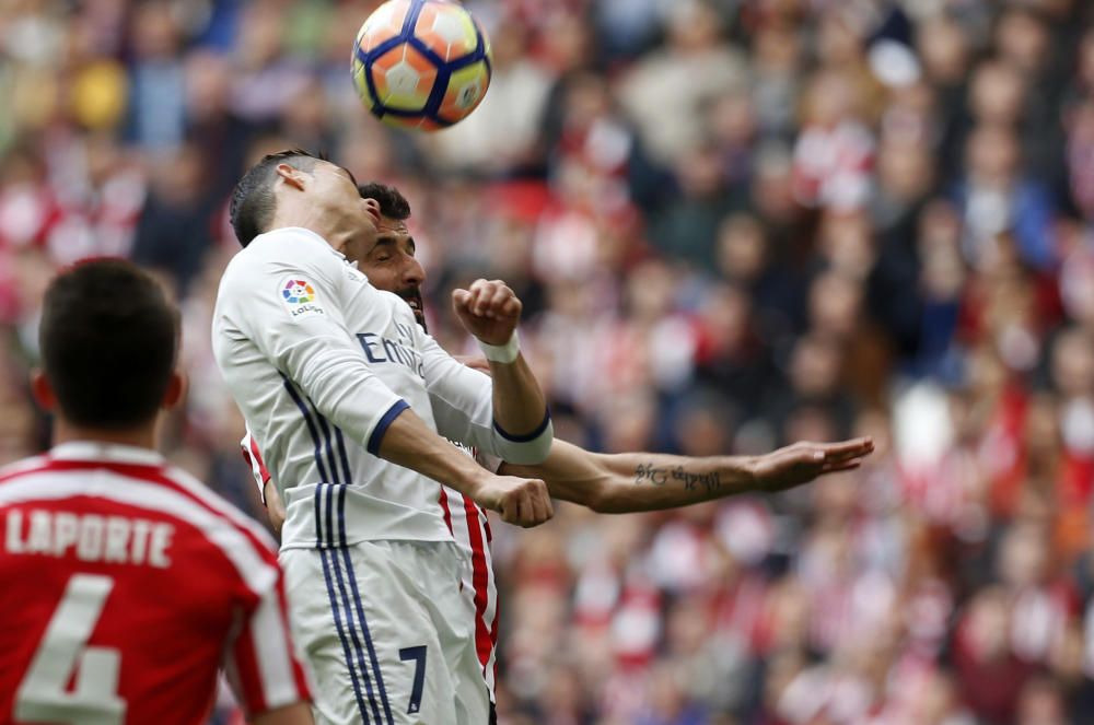 Las mejores imágenes del partido entre el Athletic y el Real Madrid en San Mamés.