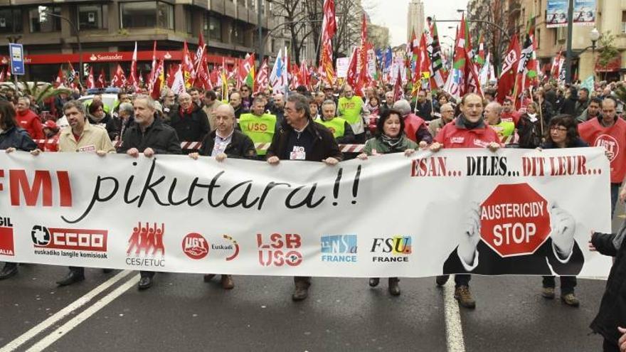La cumbre de Bilbao arranca entre protestas