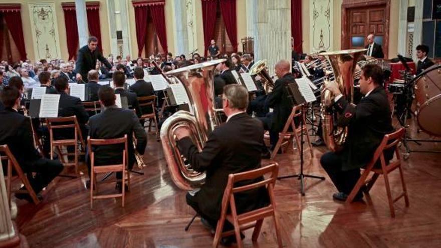 La Unión Musical aglutina a más de 400 personas entre músicos, alumnos y socios