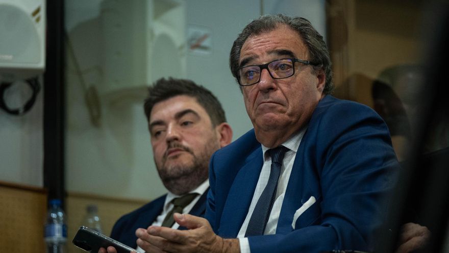 El Tenerife cierra la etapa que le instaló en el disparate
