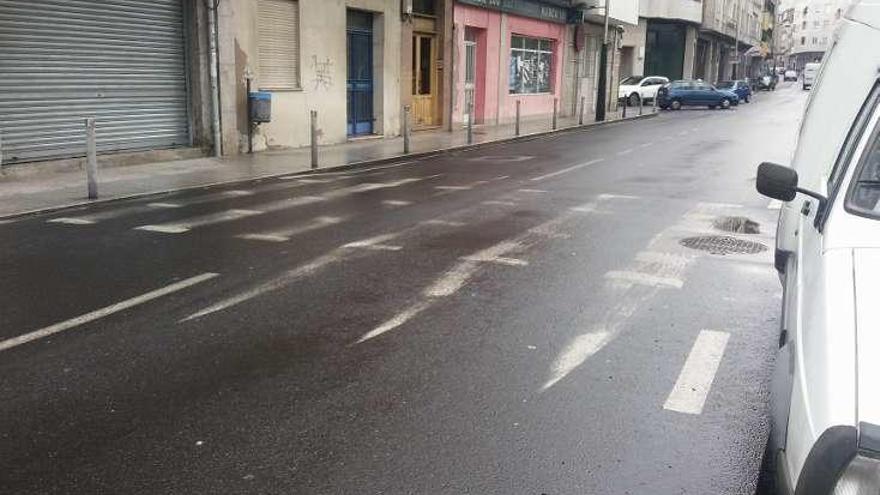 Pasos de peatones borrosos en la rúa Ribeiro.  // L.F.