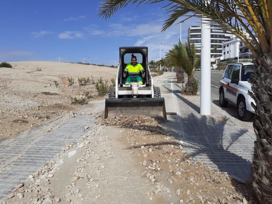 Los efectos de la lluvia en Elche y Santa Pola