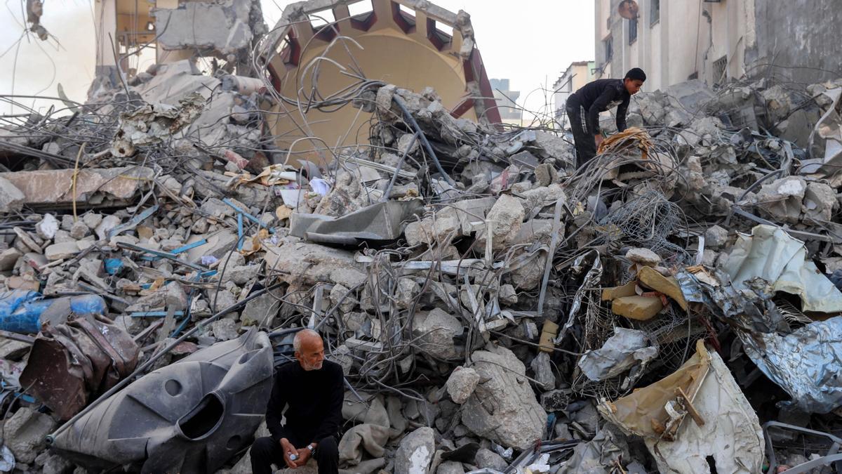 Escena de destrucció a la ciutat de Gaza