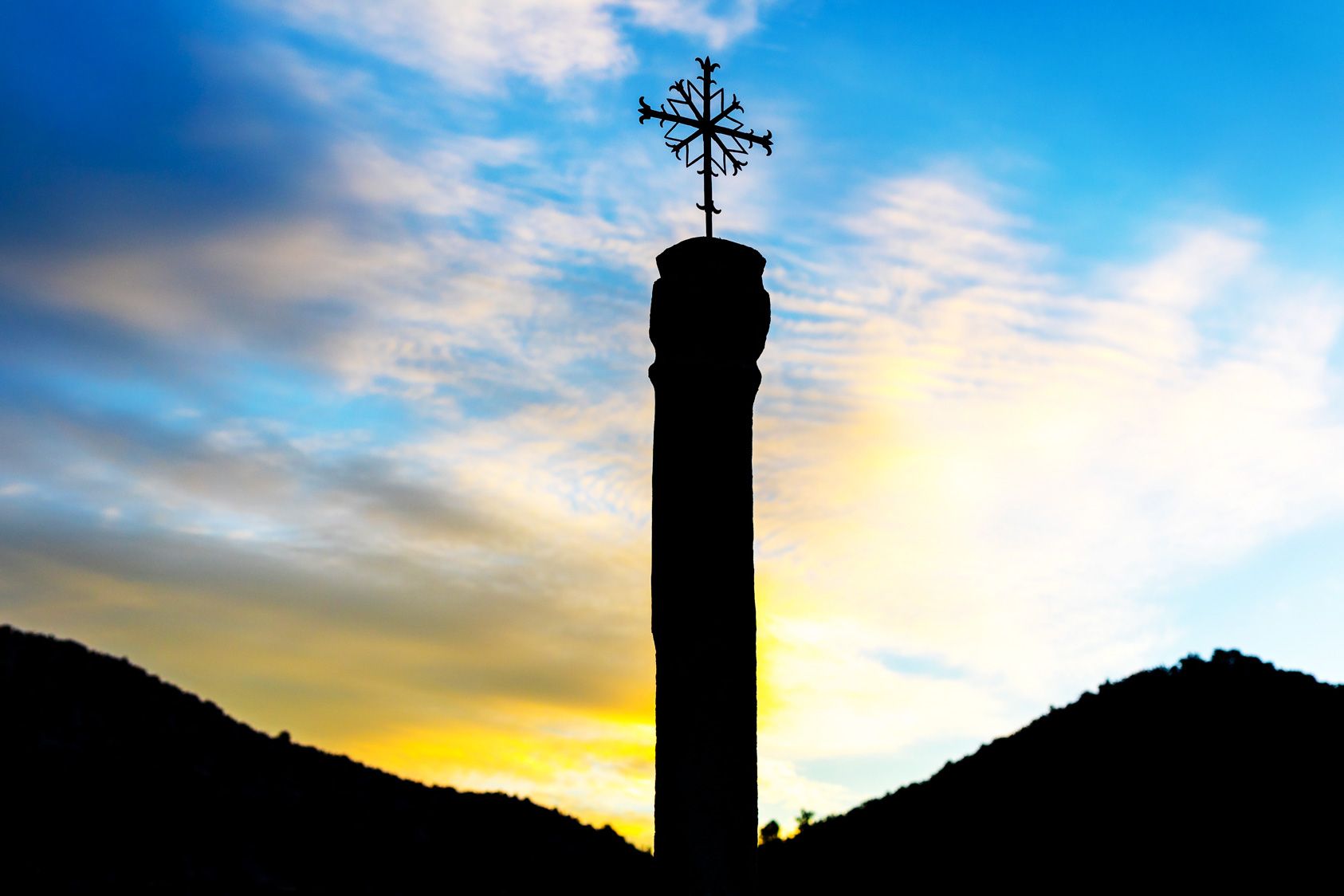 Las últimas imágenes de los dos habitantes de la Estrella, la aldea vaciada en la frontera de Castellón