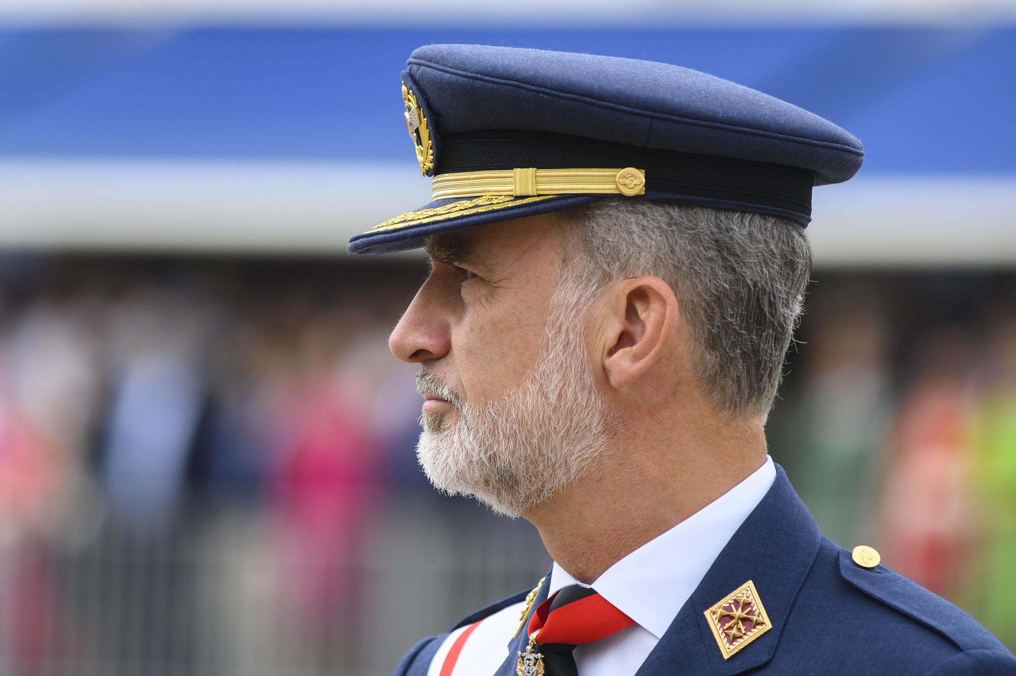 Las imágenes de la visita del rey Felipe VI en la Academia General del Aire de San Javier