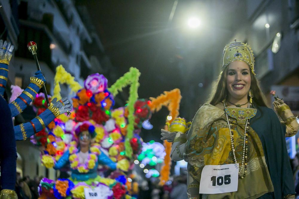 Búscate en las fotos del Carnaval en Benidorm