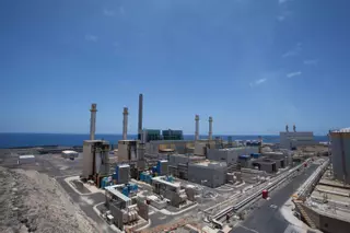 Tenerife se blinda ante los apagones con generadores, tanques de combustible y cuadros eléctricos