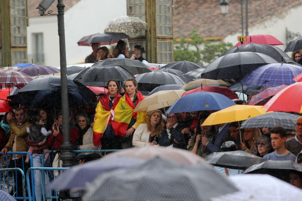 Traslado del Cristo de la Buena Muerte a cargo de la Legión.