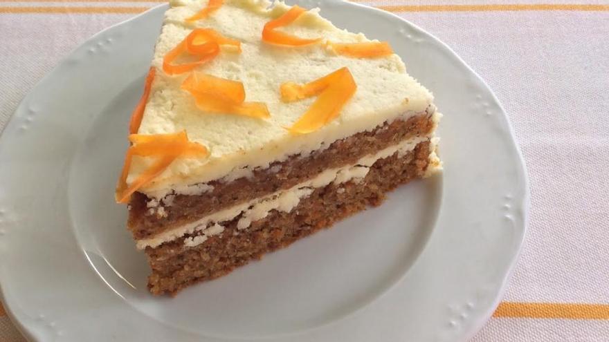 La receta más sencilla de la tarta de zanahoria con la que sorprender a tus invitados