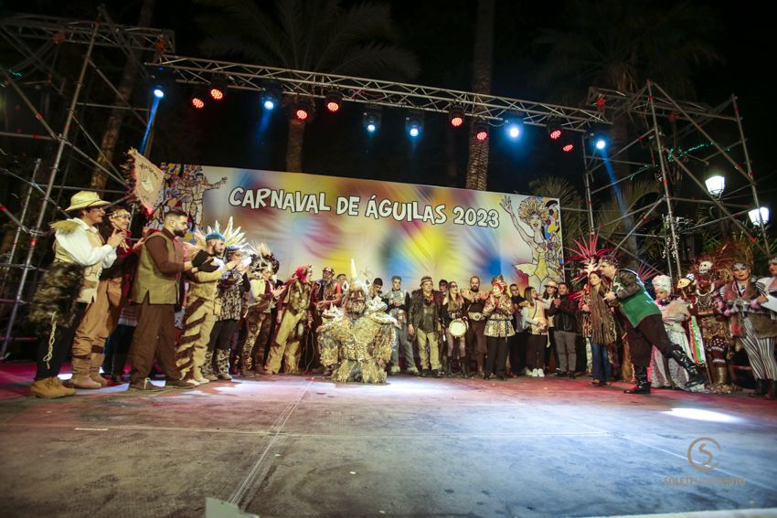 Suelta de la Mussona en el Carnaval de Águilas