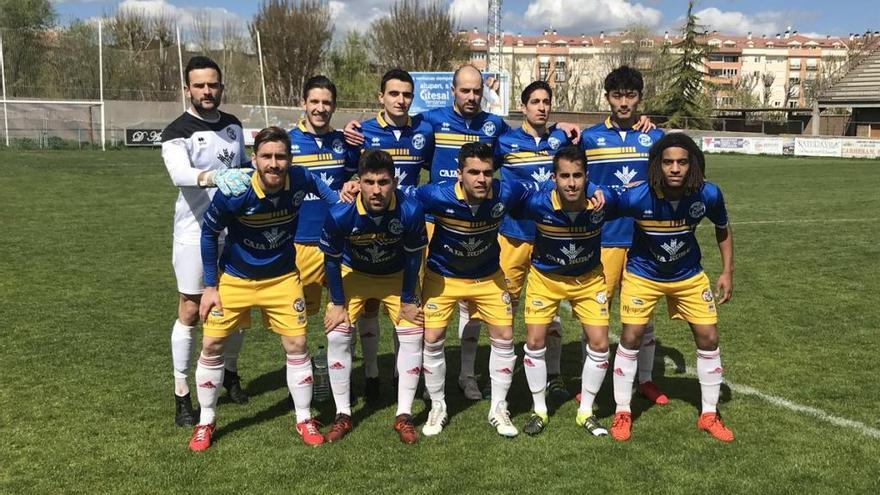 El Zamora CF logra tres puntos de &quot;honrilla&quot; en Ávila (1-2)