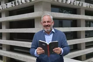 Fernando Domènech introduce a 'Medea' e 'Fedra' no galego: "Aspiro a transmitir esa emoción que eu sinto cando leo o orixinal"