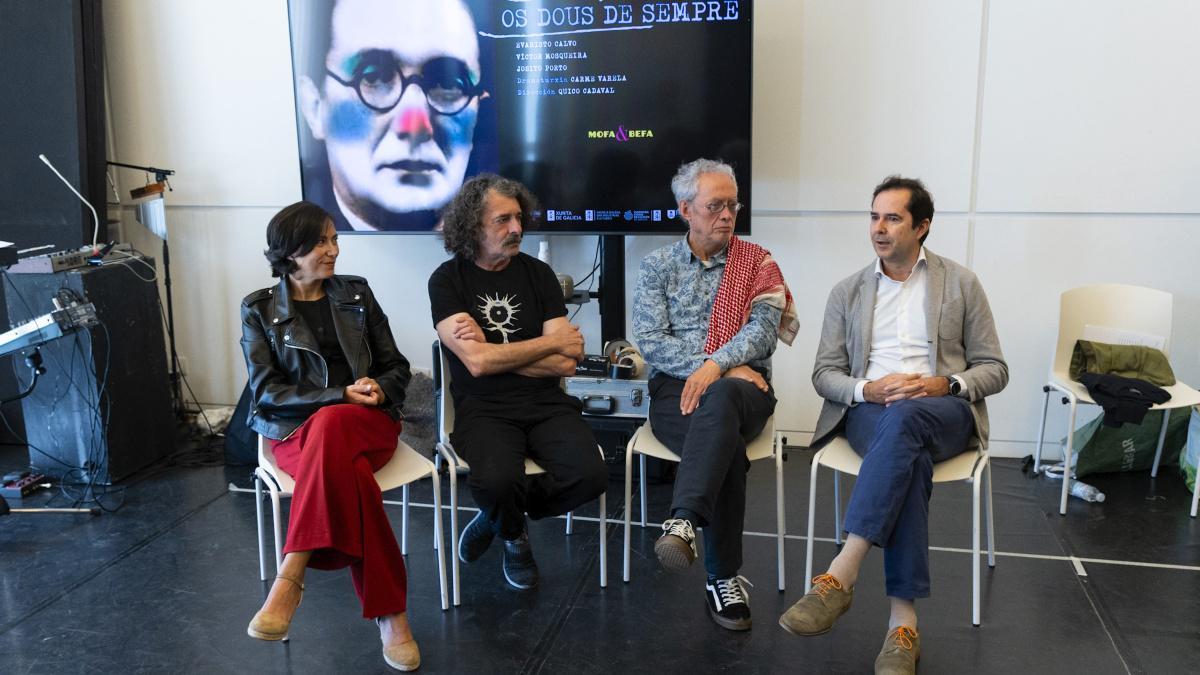 Ana Isabel Vázquez, Evaristo Calvo, Quico Cadaval y Jacobo Sutil al presentar 'Os dous de sempre'.